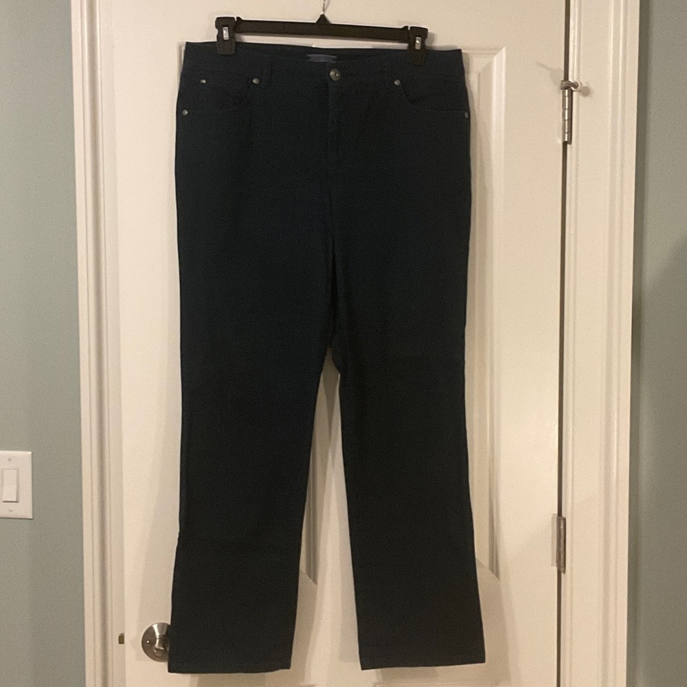 Bandolino Women's Dark Teal Blue Straight Leg Jeans. Size 14